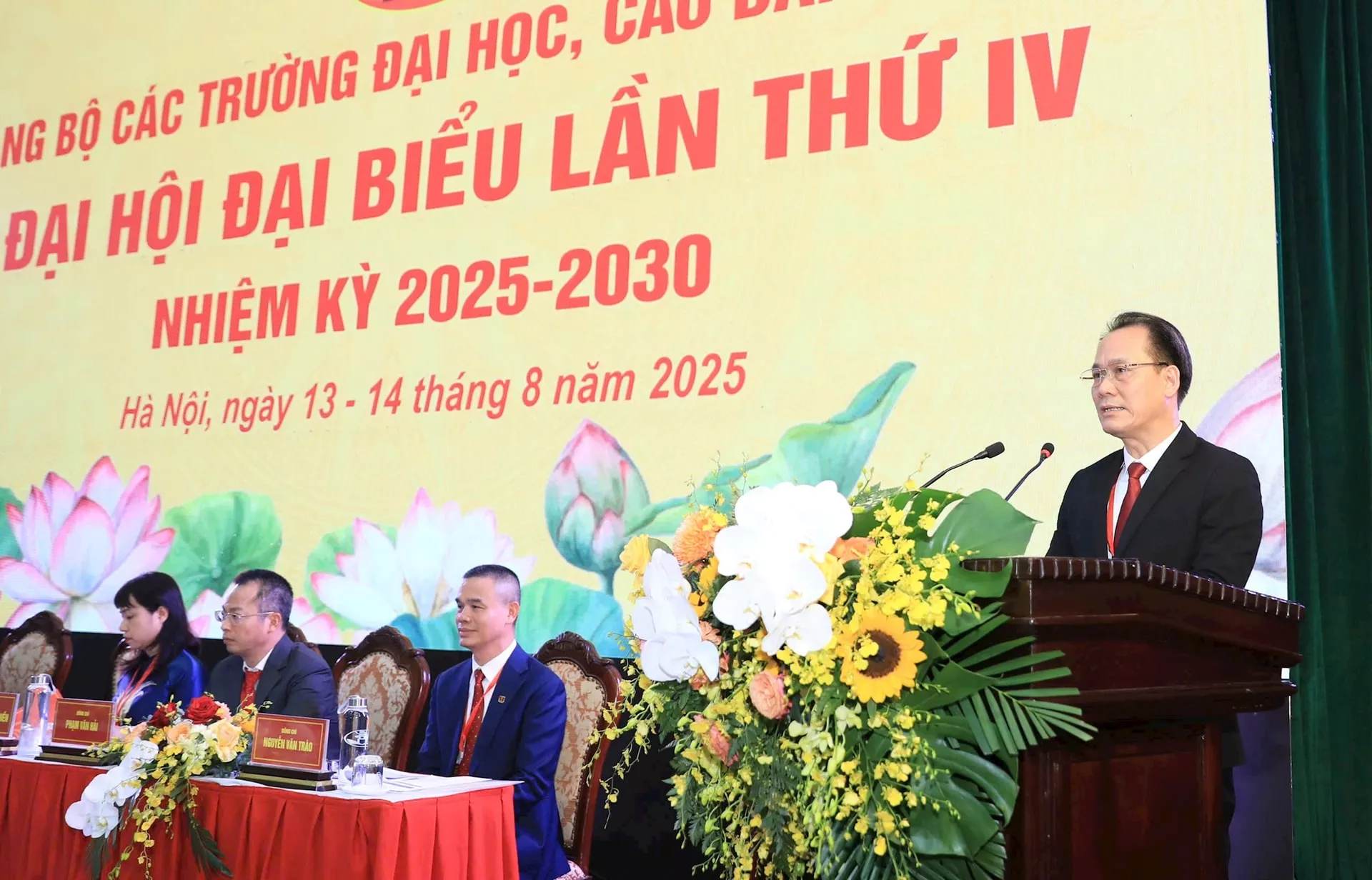 GS.TS Nguyễn Trung Việt trúng cử Ban Chấp hành Đảng bộ các trường ĐH, CĐ Hà Nội