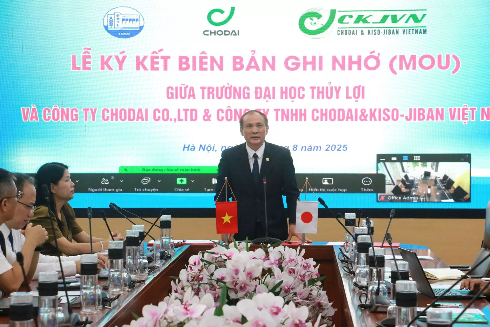 Trường Đại học Thủy lợi và Công ty TNHH Chodai & Kiso-Jiban Việt Nam ký kết Biên bản ghi nhớ và Tọa đàm khoa học “Đường sắt tốc độ cao – Thách thức và cơ hội”