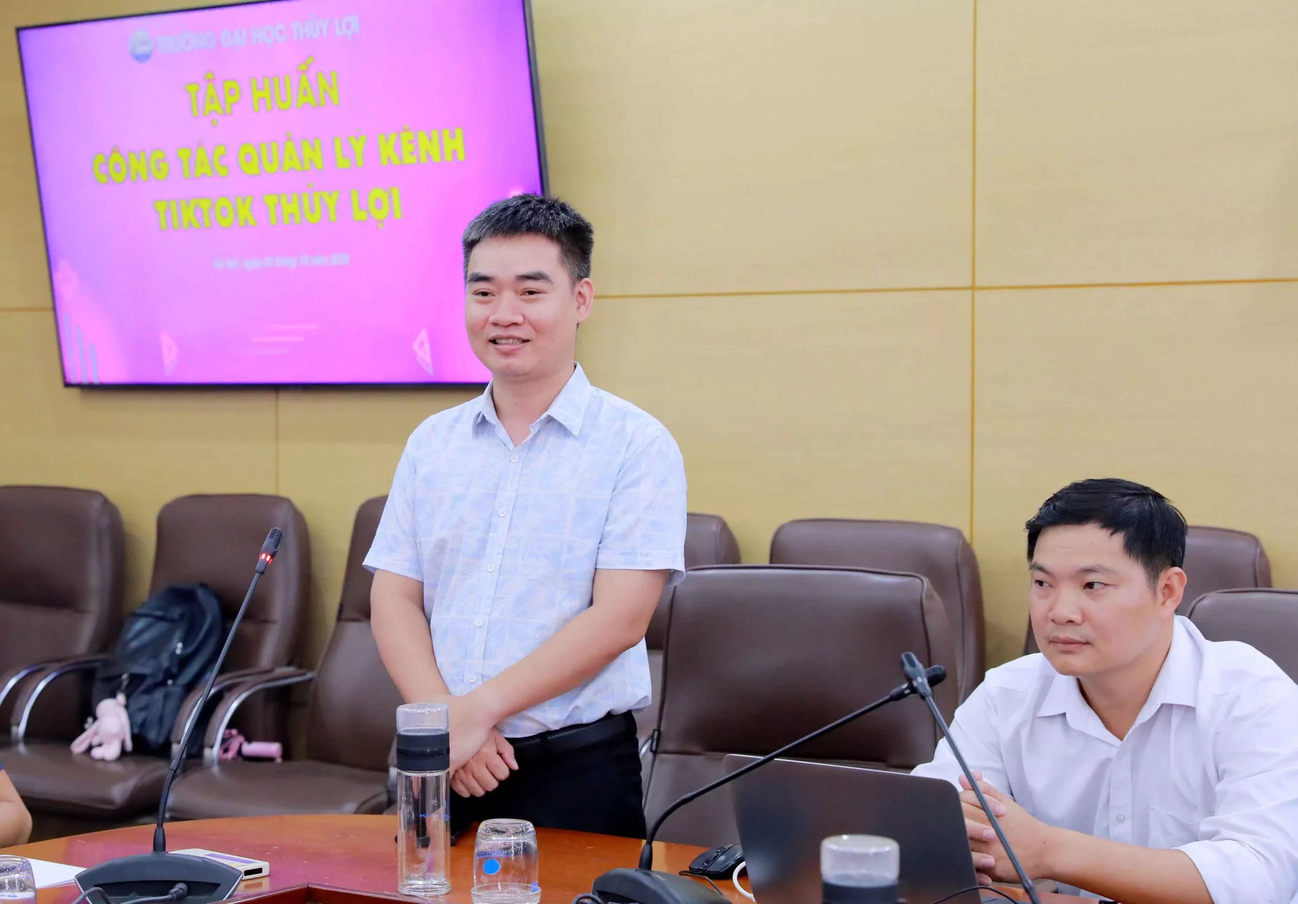 Tập huấn công tác quản lý trang Tiktok của Trường Đại học Thủy lợi