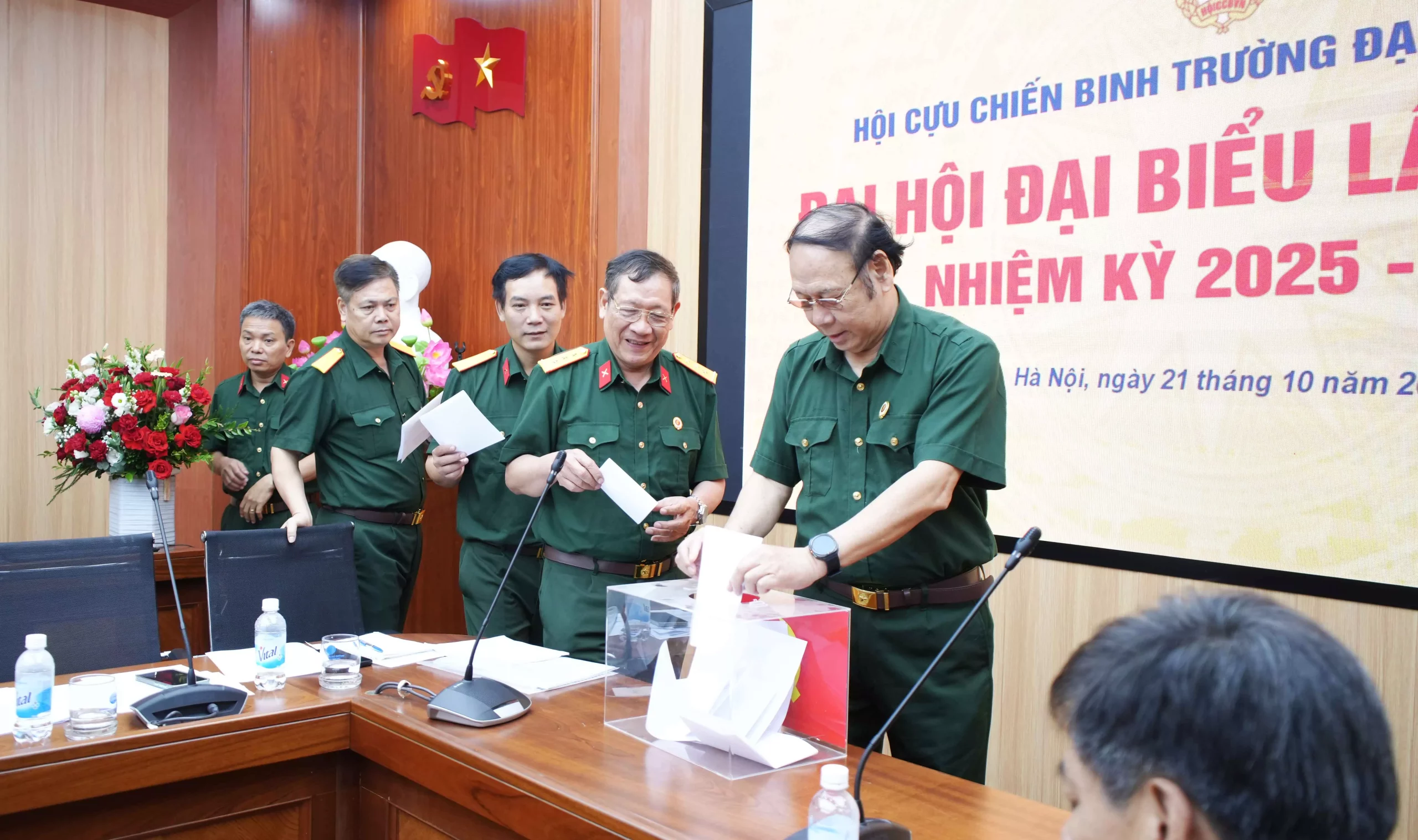Đại hội Hội Cựu chiến binh Trường Đại học Thủy lợi nhiệm kỳ 2025-2030 thành công tốt đẹp