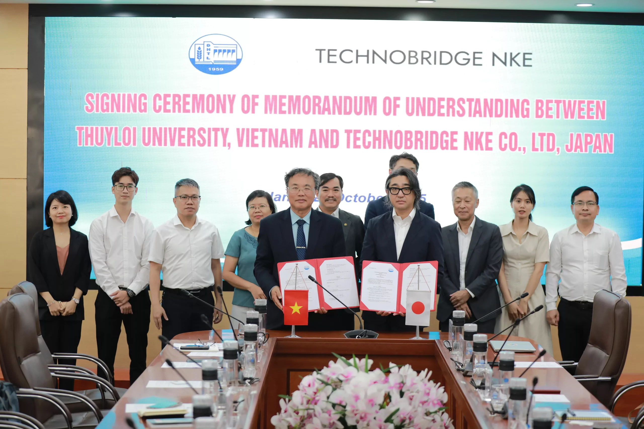 Trường Đại học Thủy lợi ký kết Biên bản ghi nhớ hợp tác với Công ty Technobridge NKE (Nhật Bản)