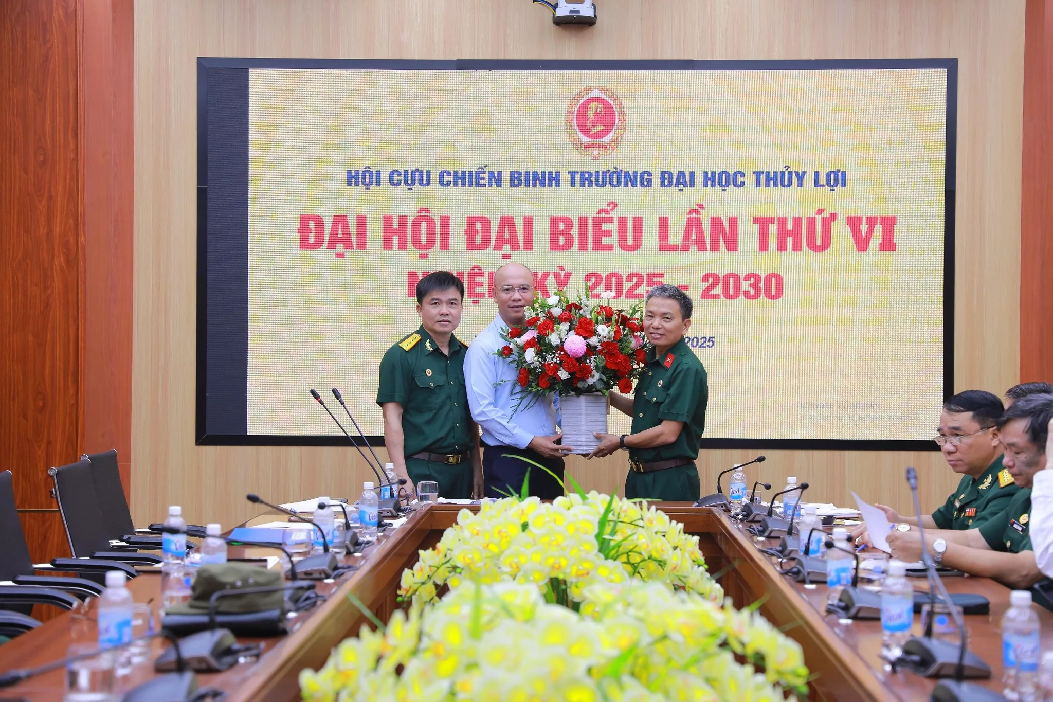 Giữ vững phẩm chất “Bộ đội Cụ Hồ” trên từng cây số