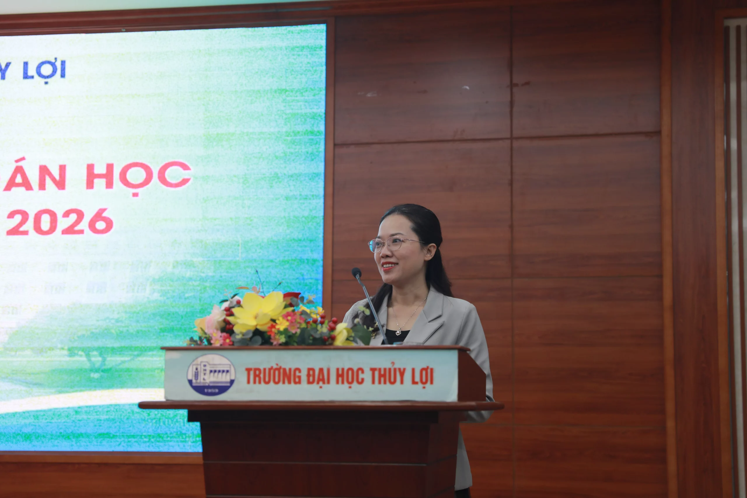 Khơi dậy khát vọng chinh phục đỉnh cao tri thức tại Lễ khai mạc lớp ôn luyện Olympic Toán học 2025-2026
