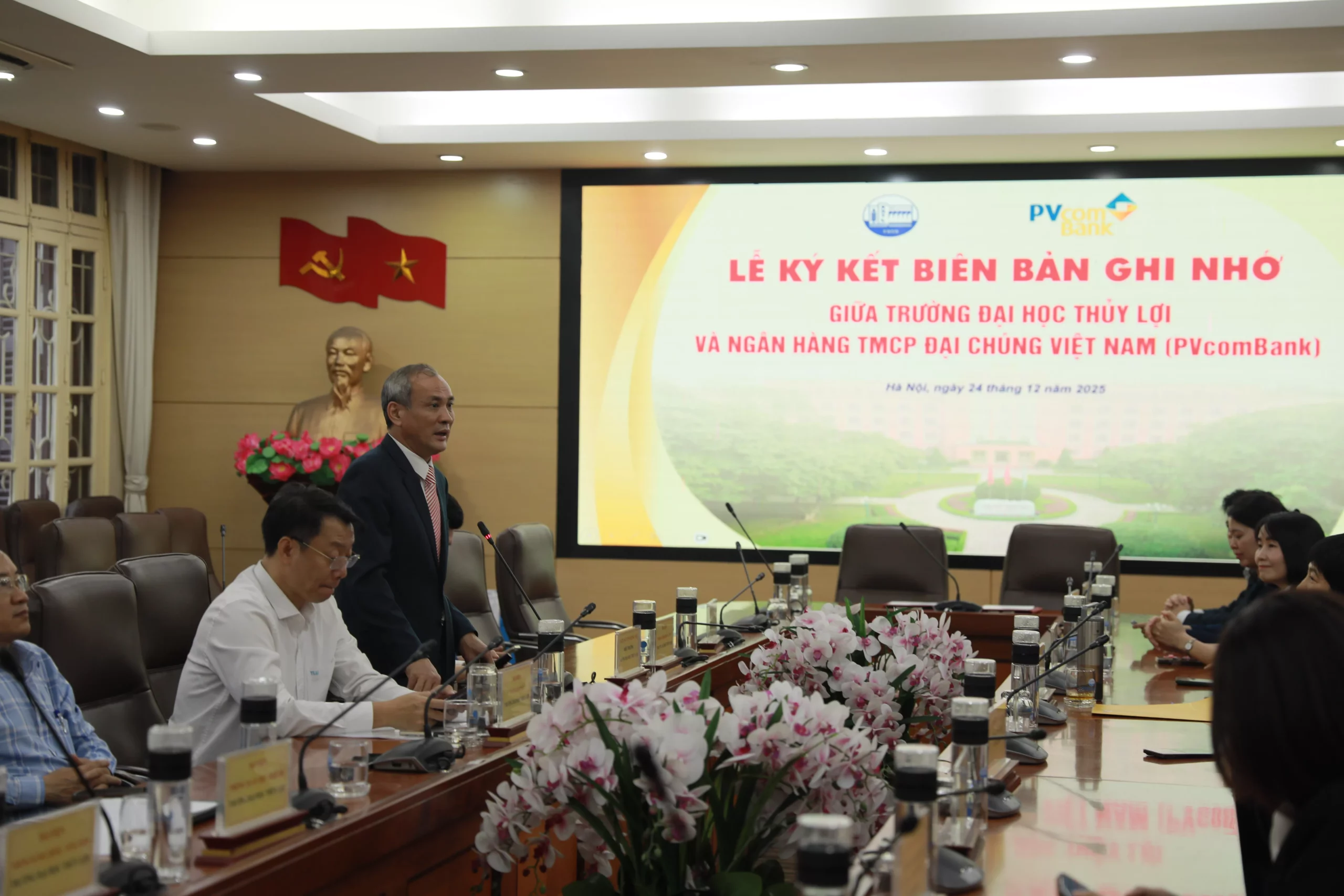 Trường Đại học Thủy lợi và PVcomBank ký kết thỏa thuận hợp tác toàn diện: Thúc đẩy chuyển đổi số và nâng cao chất lượng đào tạo