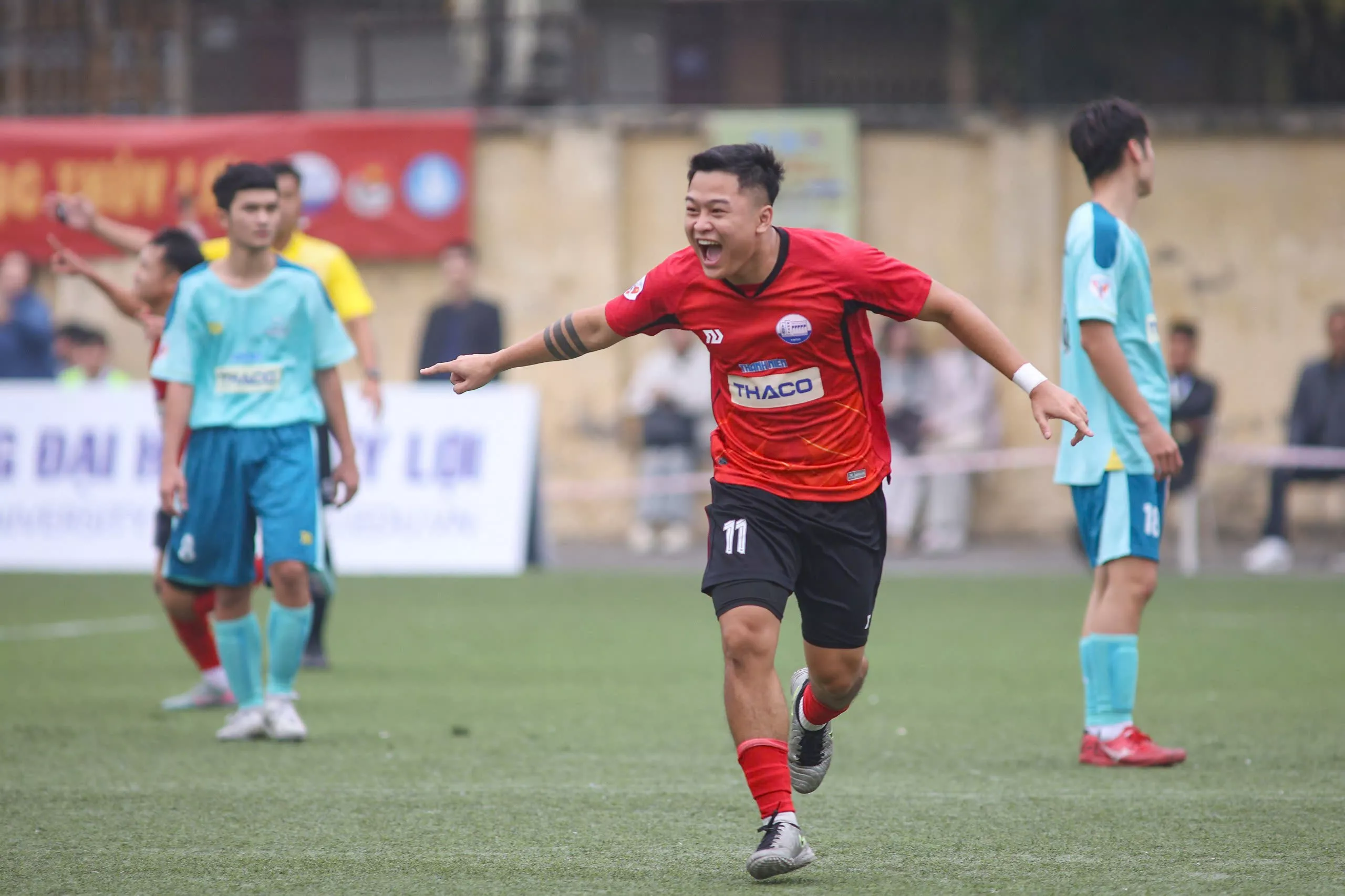 Hủy diệt đối thủ 5-0 để xóa tan ‘dớp’ buồn quá khứ