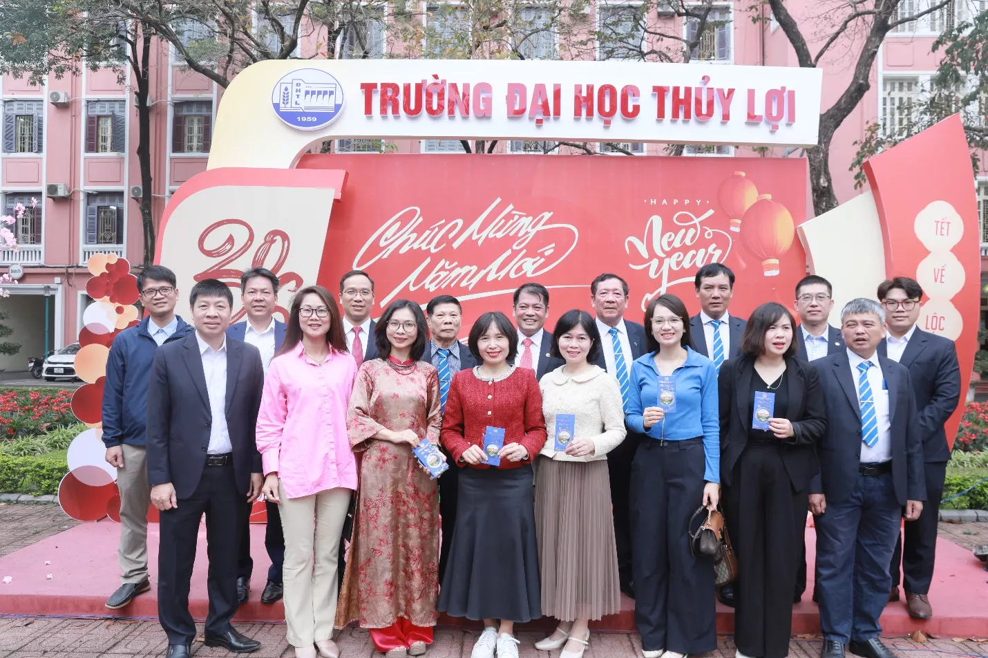 Trường Đại học Thủy lợi ra quân đầu xuân Bính Ngọ: Quyết tâm bứt phá, thực hiện thắng lợi 4 trụ cột chiến lược