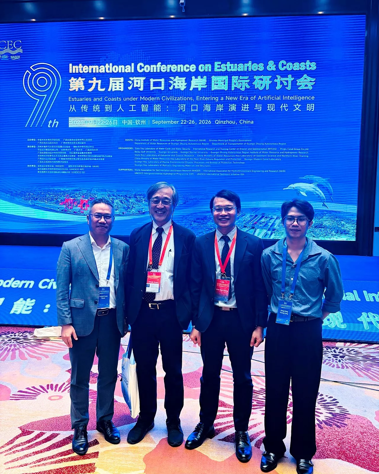 Trường Đại học Thủy lợi tiếp nhận cờ đăng cai Hội nghị quốc tế về Cửa sông và Bờ biển lần thứ 10 (ICEC 2030)