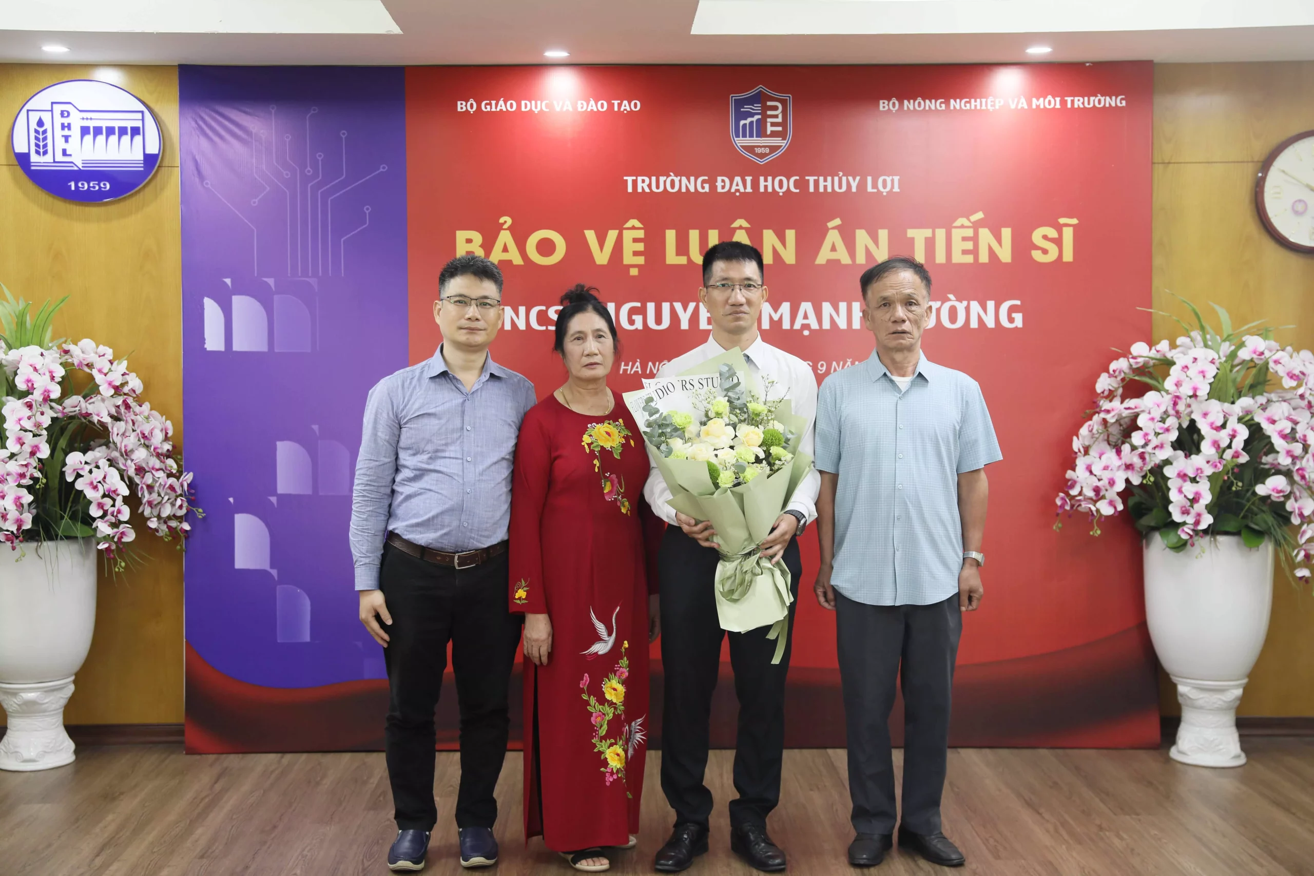 Trường Đại học Thủy lợi tổ chức bảo vệ Luận án Tiến sĩ cấp Trường cho Nghiên cứu sinh Nguyễn Mạnh Cường